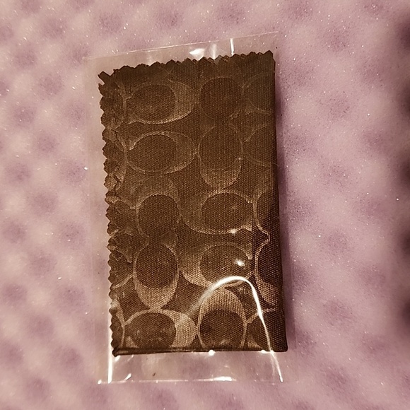 Coach eyeglasses/sunglasses case - Picture 9 of 12